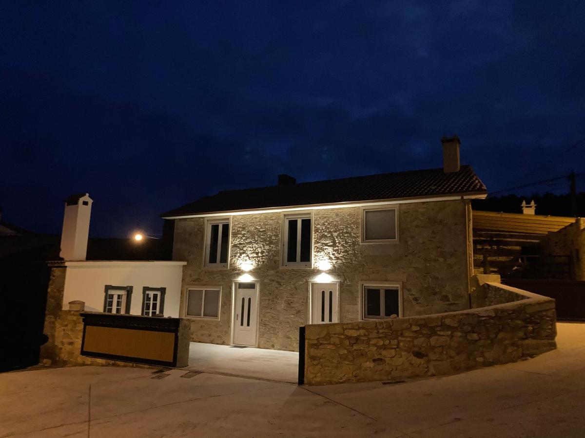 Apartamentos Curras En Tourinan Exteriér fotografie