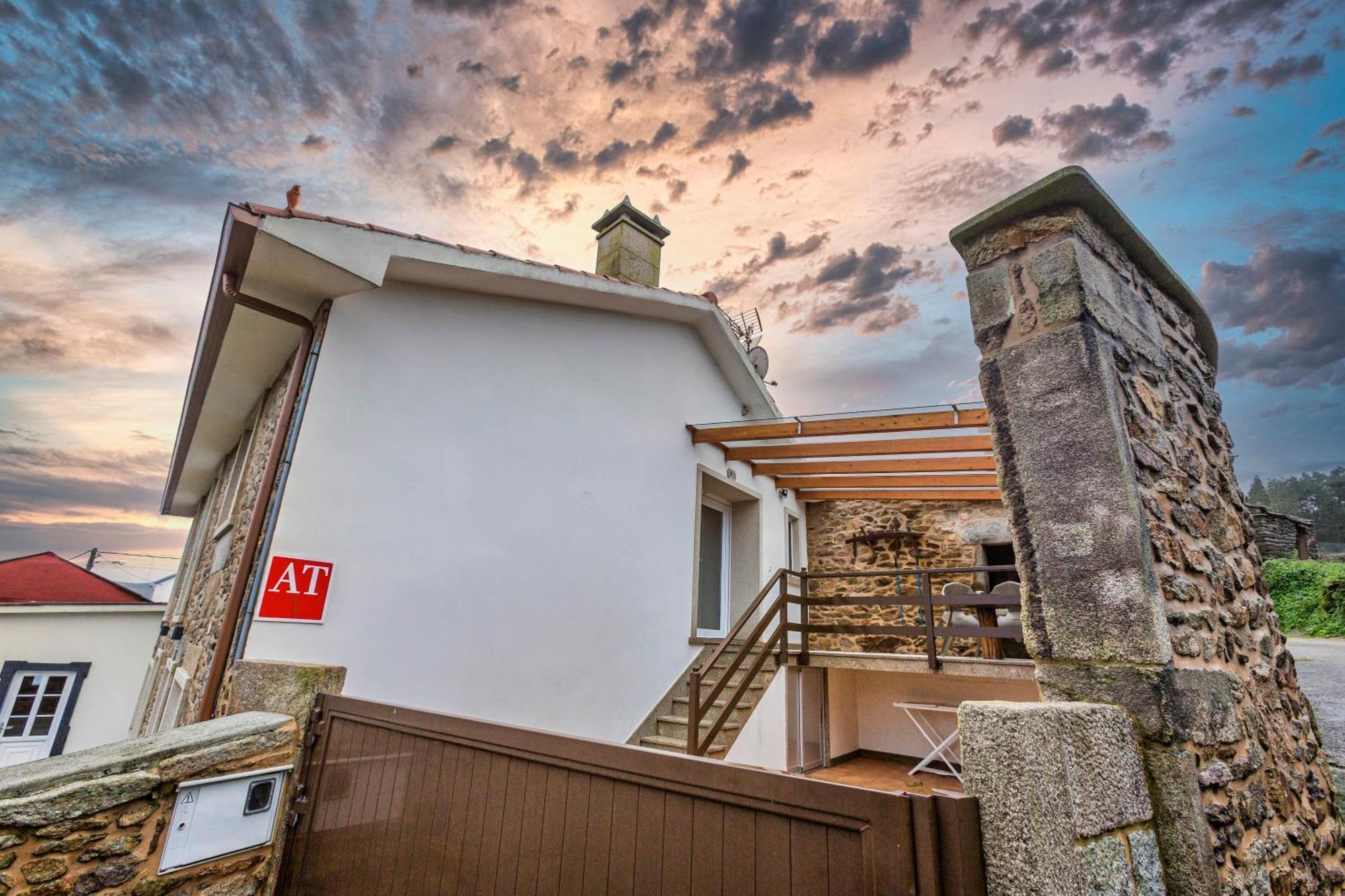 Apartamentos Curras En Tourinan Exteriér fotografie