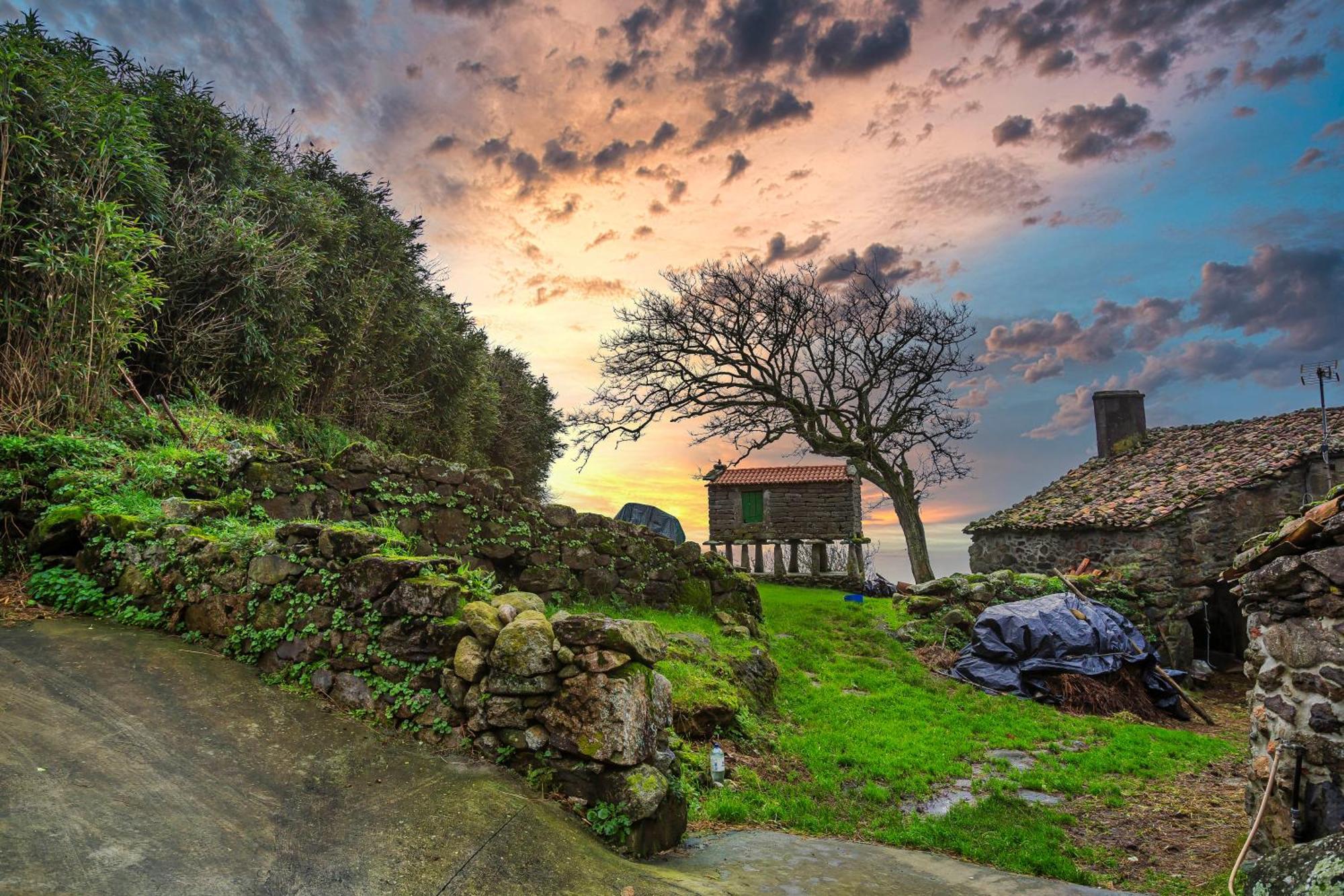 Apartamentos Curras En Tourinan Exteriér fotografie